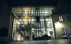 Museum bei Nacht